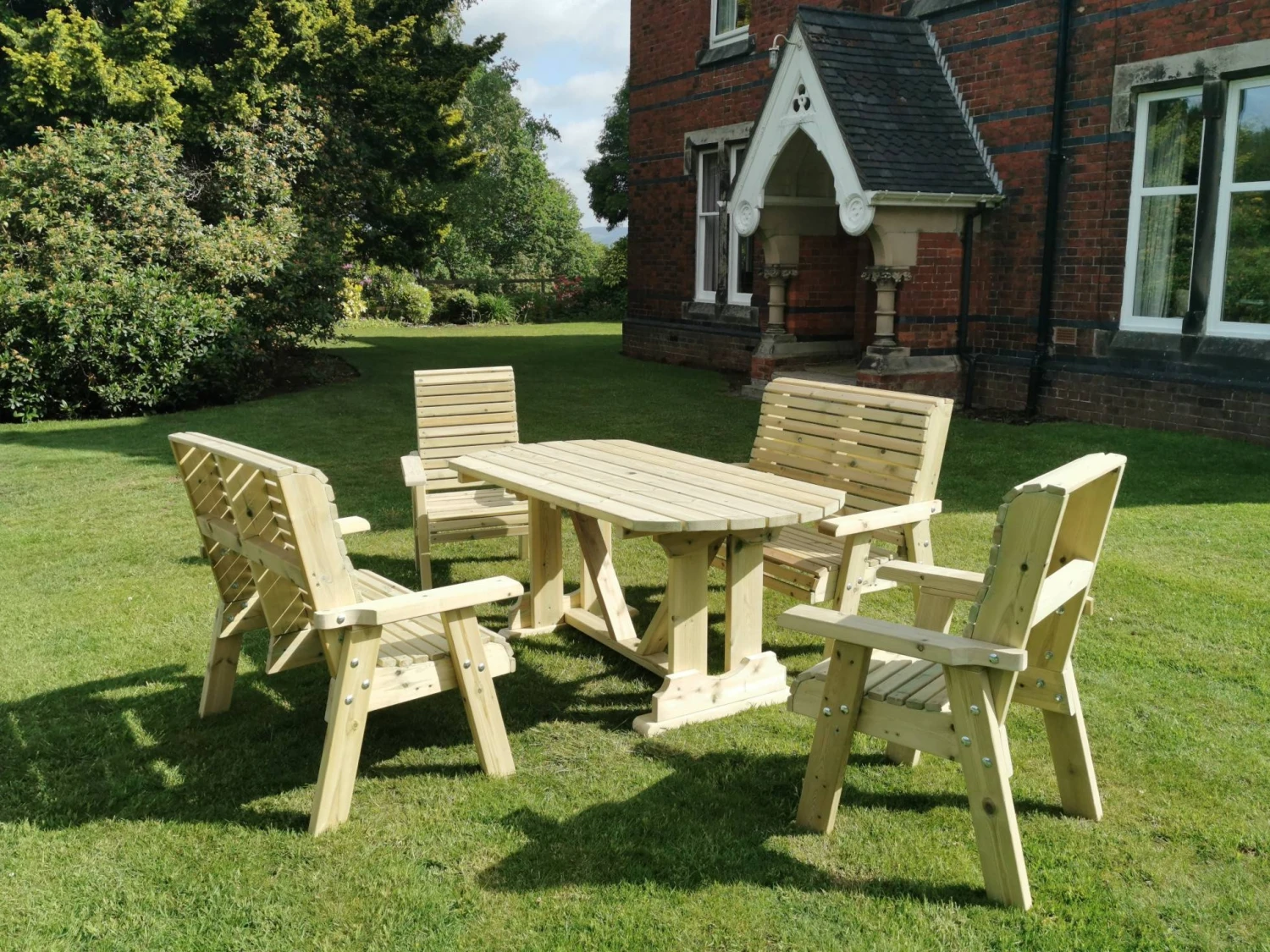 Churnet Valley Ergo 6 Seat Table Set - 2 X Chairs & 2 X Benches